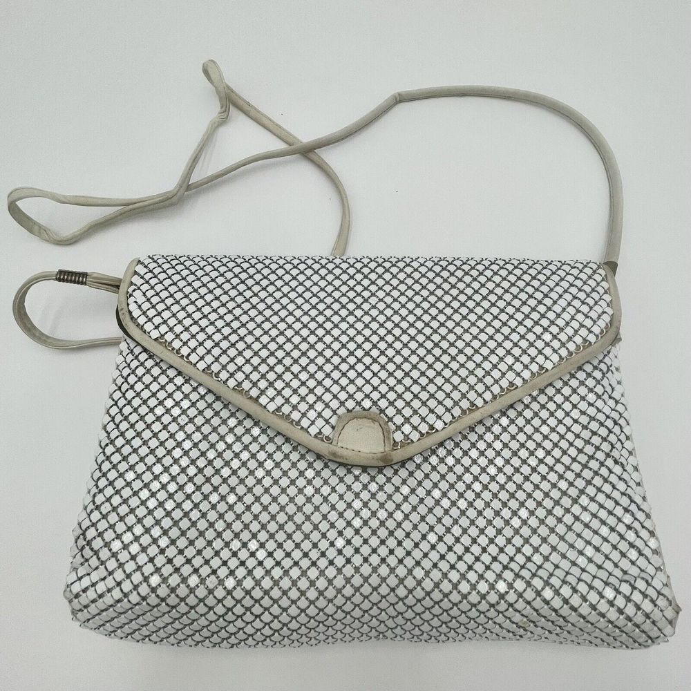 Vintage Whiting & Davis Metal Mesh Enameled Purse White Cream Clutch Crossbody